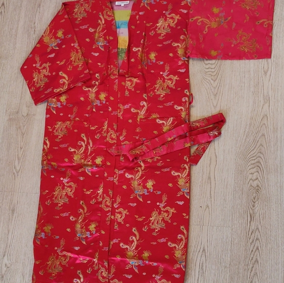 not identified Other - 100% Heavy Silk Chinise Govn